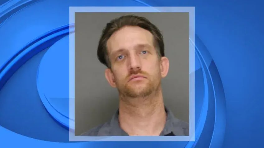 argument over a tablet leads to de pere man facing child abuse charge