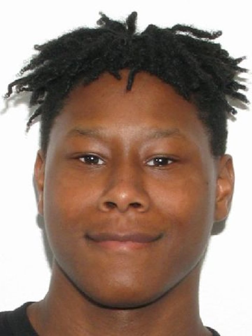 Azayvion Drew vermist sinds sep 05, 2024 van Chesterfield County, VA