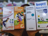 gevaarlijke hoestdrank duikt op in indonesie leidt tot nierfalen kinderen