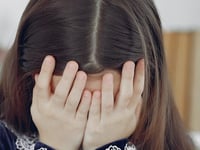 investigan presunto triple abuso sexual cometido por nino de 13 anos en un colegio en espana