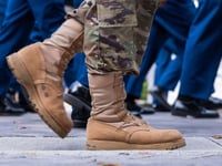 la mala conducta sexual dentro del programa de liderazgo militar de la escuela secundaria es peor de lo que se conocia segun un informe