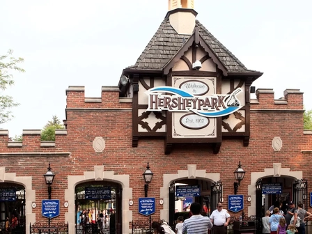 ребенок в зоопарке HersheyPark, находившийся без присмотра, был ранен волком после того, как прополз под защитным барьером