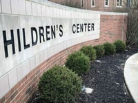 los acuerdos de la agencia de bienestar infantil podrian recibir mas escrutinio