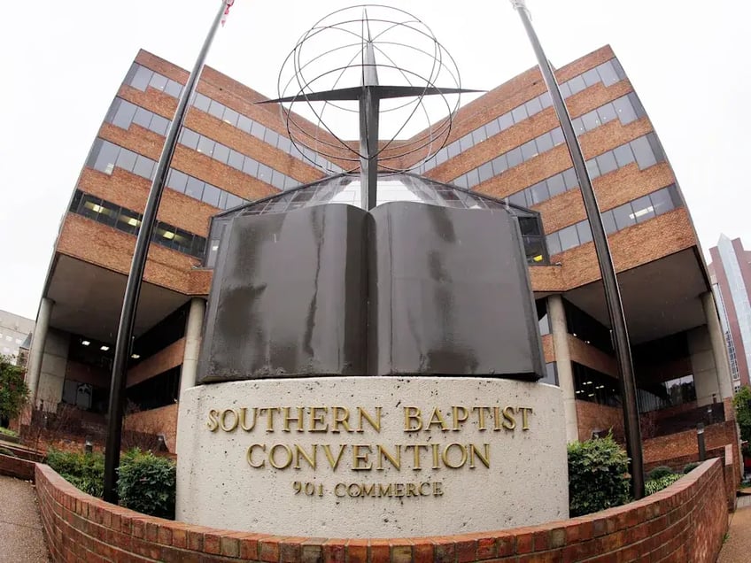los lideres bautistas del sur encubrieron los abusos sexuales del clero y ocultaron a las victimas durante decadas segun un informe demoledor