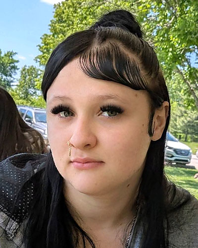 Mackinzee Vaughn пропала без вести 1 июля 2026 года в Grandview, MO Mackinzee Vaughn пропала без вести 1 июля 2026 года в Grandview, MO