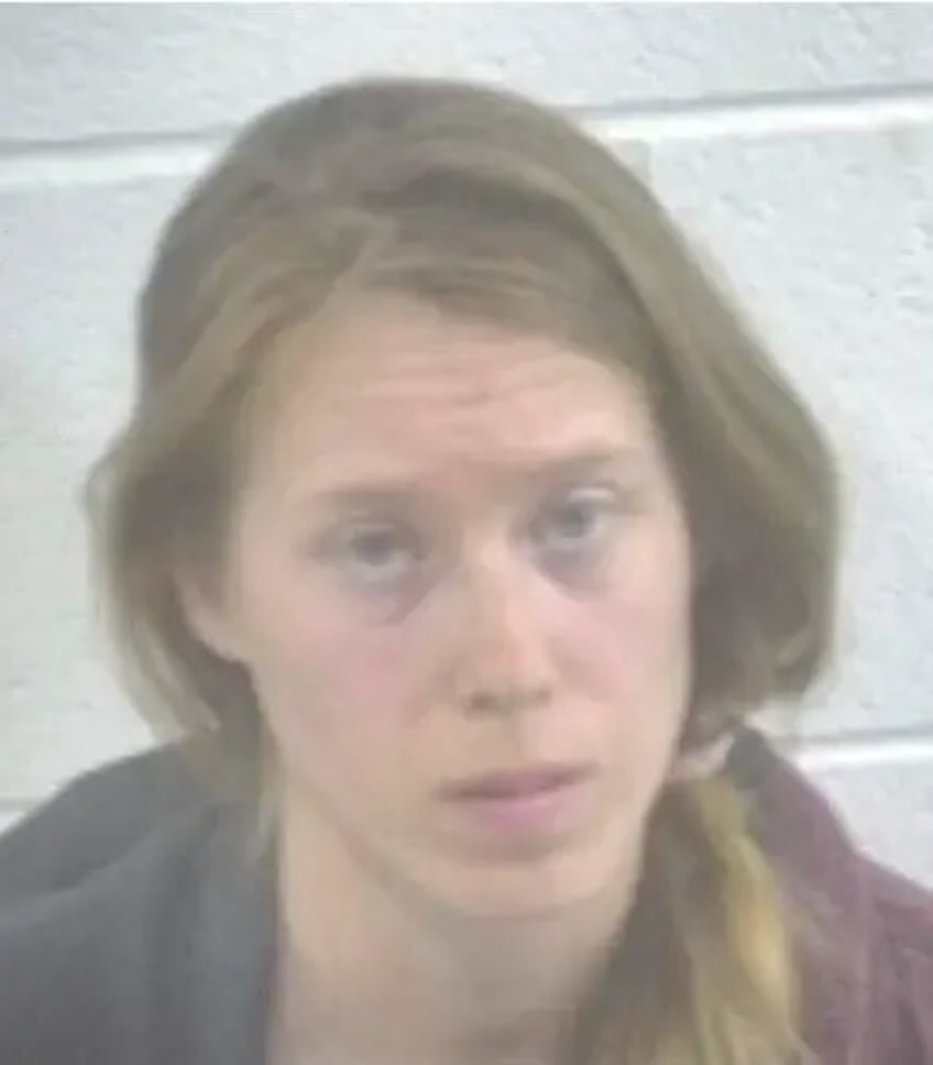 murray woman arraigned in child abuse case