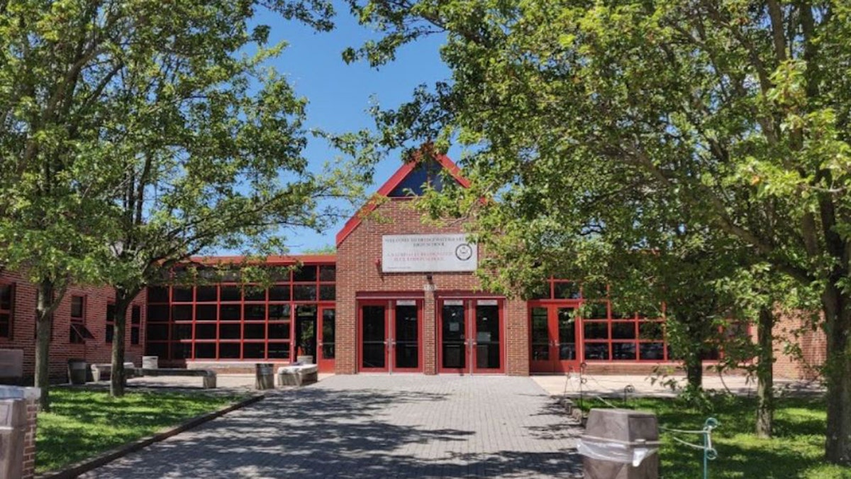 Escuela Secundaria Bridgewater-Raritan