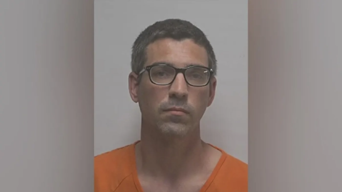 Кейси Кано фото для бронирования