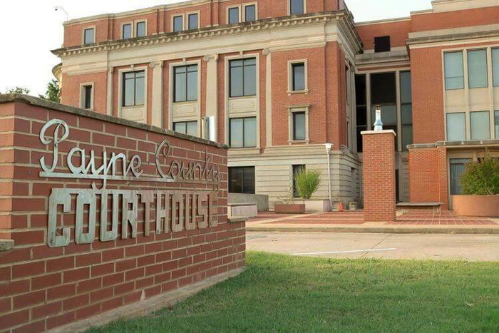 resumen de la corte hombre de stillwater recientemente acusado de abuso sexual de menores