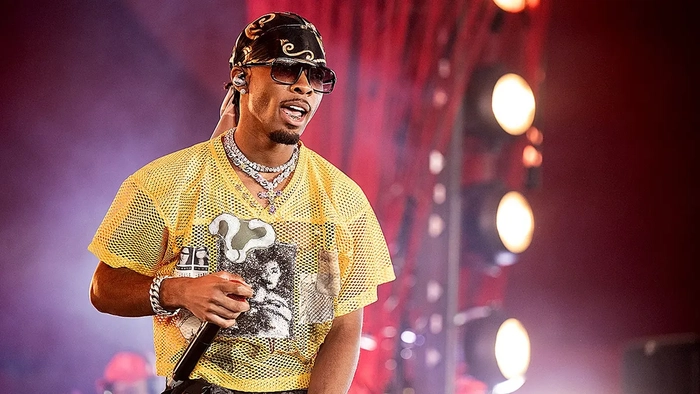 d4vdperforma durante el fin de semana del 2025 Coachella Valley Music And Arts Festival