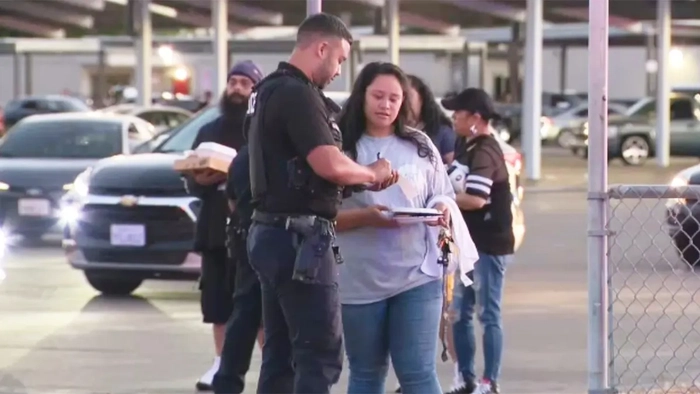 СТРЕЛЬБА НА ВЫПУСКНОМ В ФЭЙРФИЛДЕ