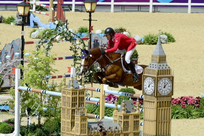 ex ecuestre olimpico arrestado por cargos de abuso sexual infantil