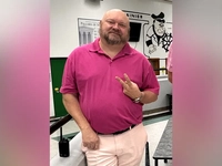 Бывший директор школы, отстраненный от работы из-за разногласий с Чарли Кирком, теперь отправляется в тюрьму по делу о незаконных изображениях