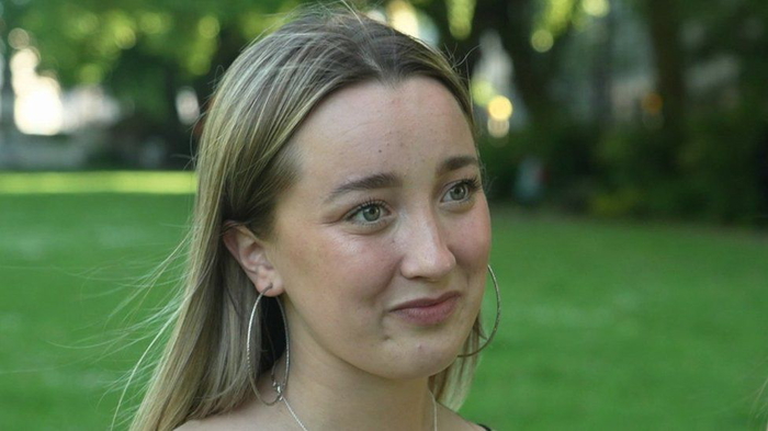 hasta 11 chicos por noche les pidieron desnudos a las chicas segun ofsted