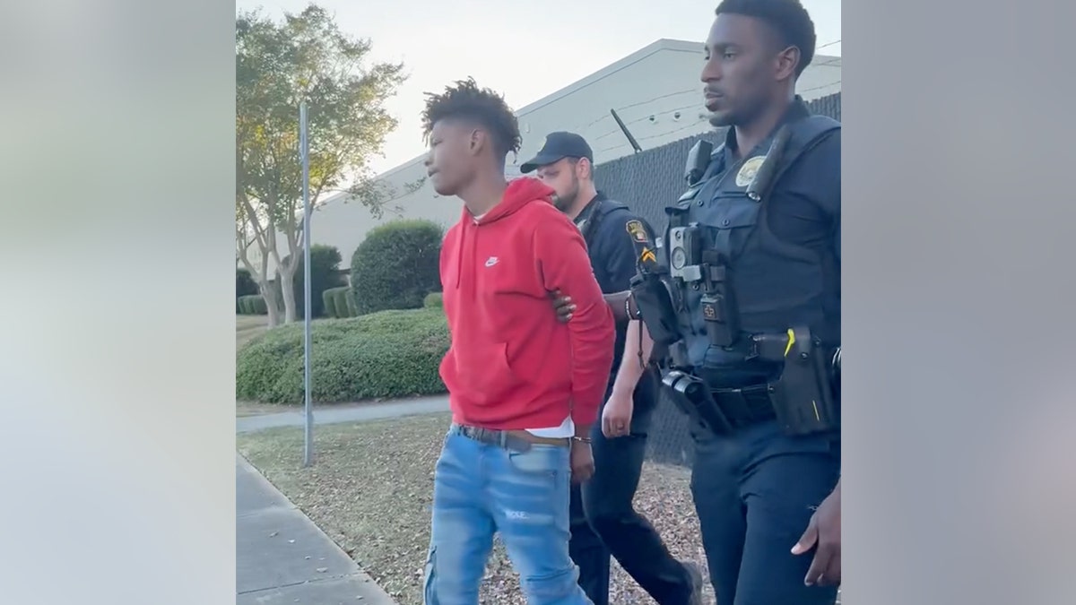Alabama shooting suspect walks free on $60K bond as community demands he stay locked up Javorick Whiting being taken into custody by police