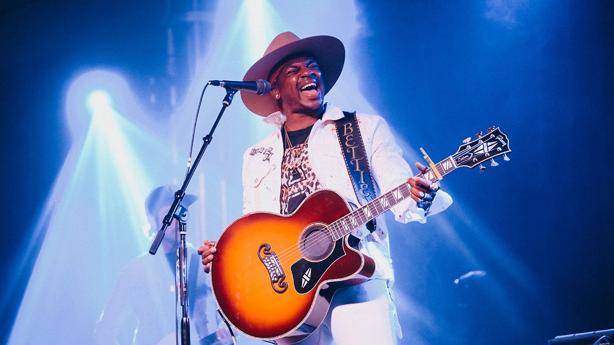 Jimmie Allen performing