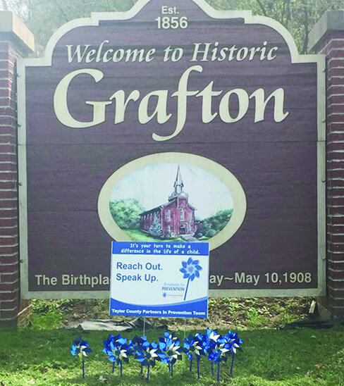 una organizacion local sensibiliza sobre el maltrato infantil