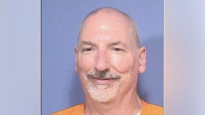 Детский хищник, прозванный "монстром, которого родители боятся больше всего", получил разрешение на освобождение по калифорнийской программе условно-досрочного освобождения Фотография Дэвида Аллена Фанстона.