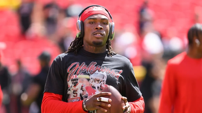 Рис Раши разогревается в сентябре 2024 года