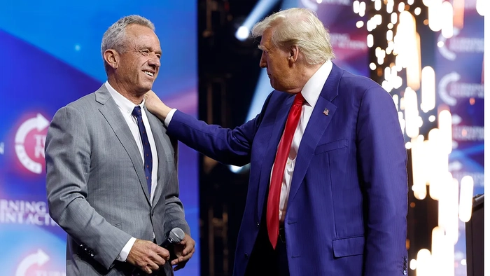 Роберт Ф. Кеннеди-младший и Дональд Трамп