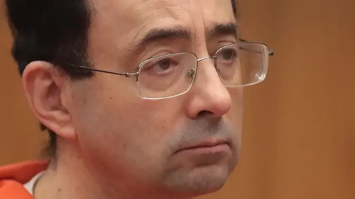 que paso con la familia de larry nassar despues de que fuera condenado a prision