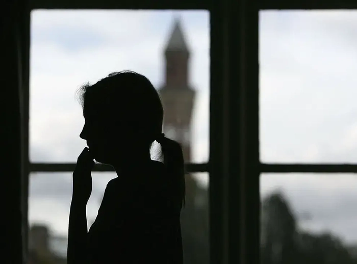 las mujeres que sufrieron abusos sexuales por parte de las bandas de delincuentes de rochdale obtienen una victoria historica y la policia se disculpa por sus fallos