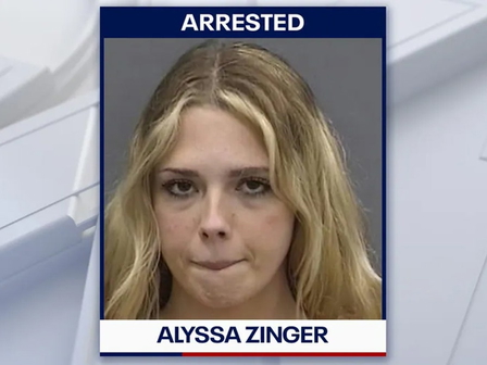 Отец утверждает, что дочь, обвиняемая в сексуальных преступлениях с учениками средней школы Флориды, является "настоящей жертвой"