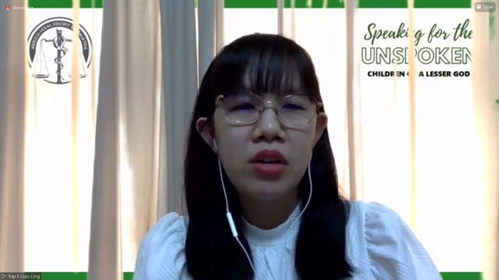 los pediatras formados deben revisar a las presuntas victimas de maltrato infantil