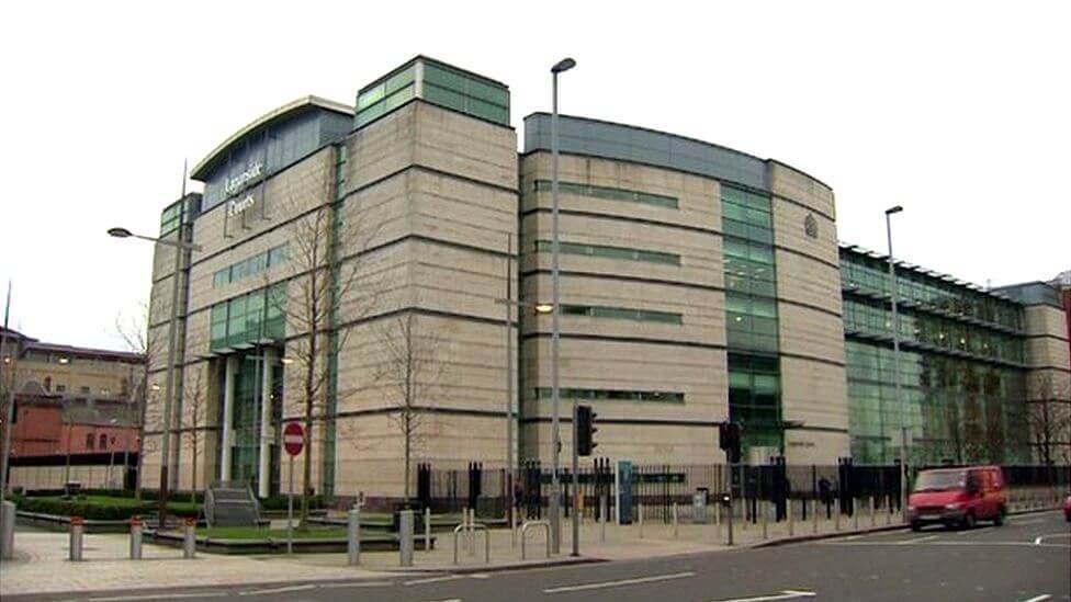 un hombre del norte de belfast encarcelado durante cuatro anos por abuso sexual