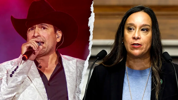 Бобби Пулидо и Моника Де Ла Круз расстались