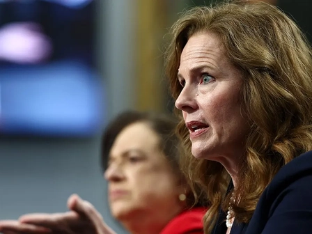 Amy Coney Barrett recuerda la desgarradora pregunta que le hizo su hijo de 12 años sobre el chaleco antibalas