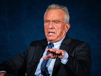 ДР МАРК СИГЕЛЬ: Как анонимные алкоголики, вера и наука сочетаются с борьбой Трампа против наркомании