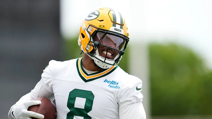 La NFL pone "Inspire Change" y "Choose Love" en los campos, pero no es tan agresiva con sus problemas de abuso doméstico Josh Jacobs participa en los ejercicios de práctica