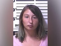 woman sentenced for not stopping the abuse of a child